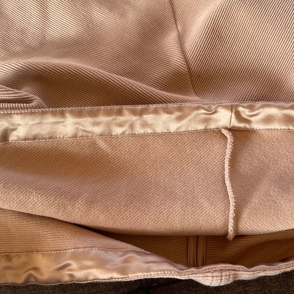 Varley Beige Ribbed Knit Top with back keyhole cutout size Large - Picture 7 of 7